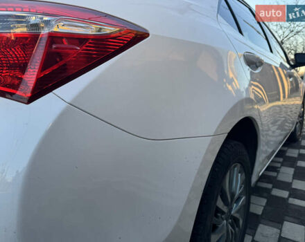 Белый Тойота Королла, объемом двигателя 1.6 л и пробегом 125 тыс. км за 12600 $, фото 10 на Automoto.ua