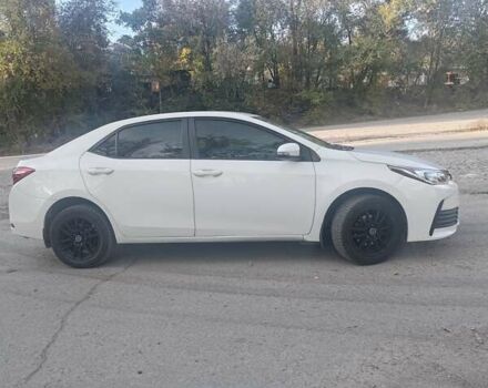 Білий Тойота Королла, об'ємом двигуна 1.6 л та пробігом 203 тис. км за 10000 $, фото 8 на Automoto.ua