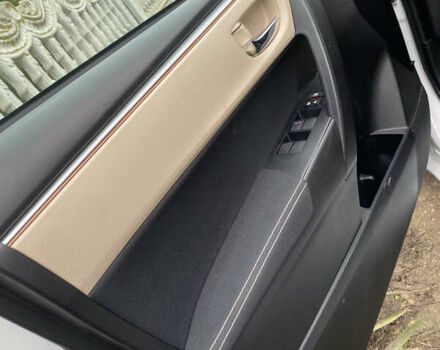 Белый Тойота Королла, объемом двигателя 1.8 л и пробегом 47 тыс. км за 10999 $, фото 37 на Automoto.ua