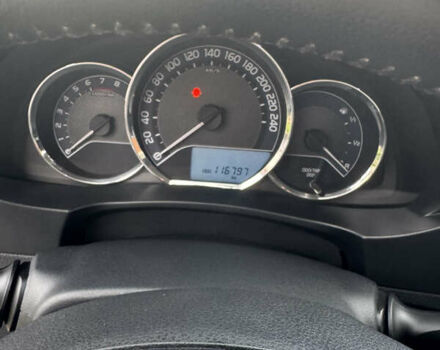 Білий Тойота Королла, об'ємом двигуна 1.6 л та пробігом 117 тис. км за 14000 $, фото 35 на Automoto.ua
