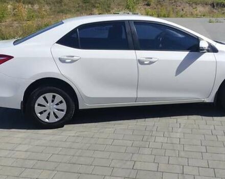 Білий Тойота Королла, об'ємом двигуна 1.33 л та пробігом 118 тис. км за 10500 $, фото 9 на Automoto.ua