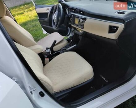 Белый Тойота Королла, объемом двигателя 1.8 л и пробегом 280 тыс. км за 10500 $, фото 6 на Automoto.ua