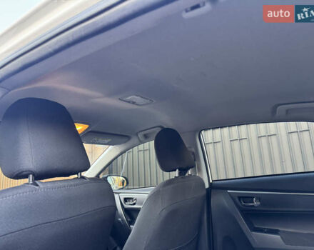 Белый Тойота Королла, объемом двигателя 1.6 л и пробегом 125 тыс. км за 12600 $, фото 21 на Automoto.ua