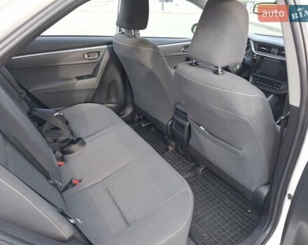 Белый Тойота Королла, объемом двигателя 1.6 л и пробегом 100 тыс. км за 15800 $, фото 8 на Automoto.ua