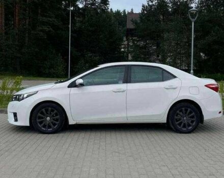 Білий Тойота Королла, об'ємом двигуна 0 л та пробігом 122 тис. км за 8300 $, фото 7 на Automoto.ua