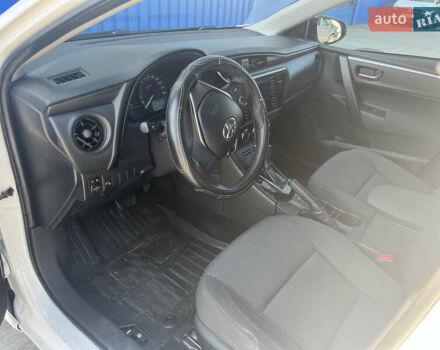 Белый Тойота Королла, объемом двигателя 1.6 л и пробегом 275 тыс. км за 11900 $, фото 9 на Automoto.ua