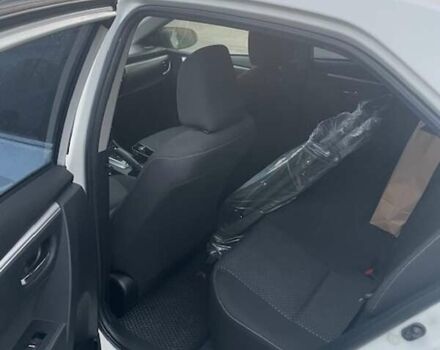 Белый Тойота Королла, объемом двигателя 1.6 л и пробегом 120 тыс. км за 14500 $, фото 4 на Automoto.ua