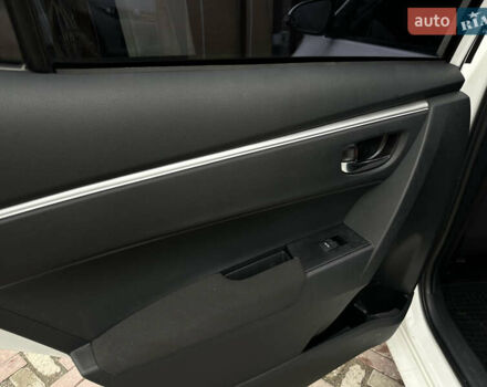 Білий Тойота Королла, об'ємом двигуна 1.6 л та пробігом 41 тис. км за 16250 $, фото 21 на Automoto.ua