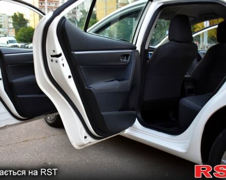 Тойота Королла 2017 у Києві на Automoto.ua Білий Тойота Королла, об'ємом двигуна 1.6 л та пробігом 187 тис. км за 9900 $, фото 8 на Automoto.ua