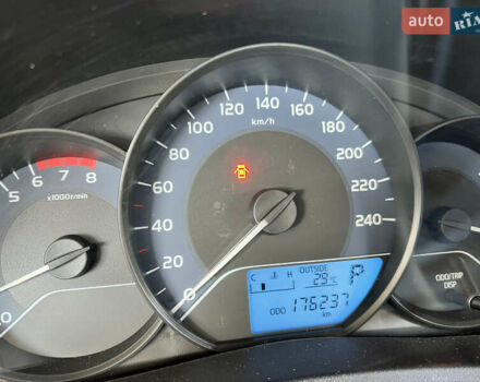 Белый Тойота Королла, объемом двигателя 1.6 л и пробегом 176 тыс. км за 13999 $, фото 13 на Automoto.ua