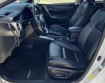Білий Тойота Королла, об'ємом двигуна 1.8 л та пробігом 50 тис. км за 8900 $, фото 7 на Automoto.ua