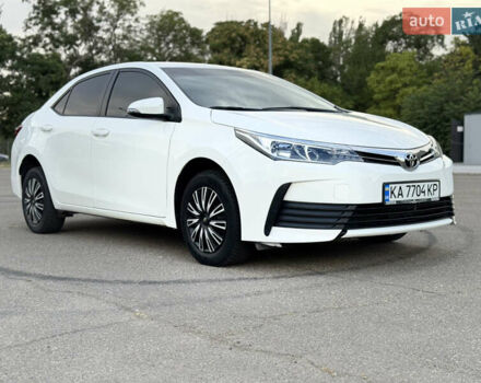 Білий Тойота Королла, об'ємом двигуна 1.6 л та пробігом 170 тис. км за 14000 $, фото 3 на Automoto.ua