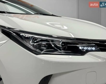 Белый Тойота Королла, объемом двигателя 1.6 л и пробегом 45 тыс. км за 15700 $, фото 17 на Automoto.ua