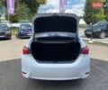 Білий Тойота Королла, об'ємом двигуна 1.6 л та пробігом 155 тис. км за 13250 $, фото 6 на Automoto.ua
