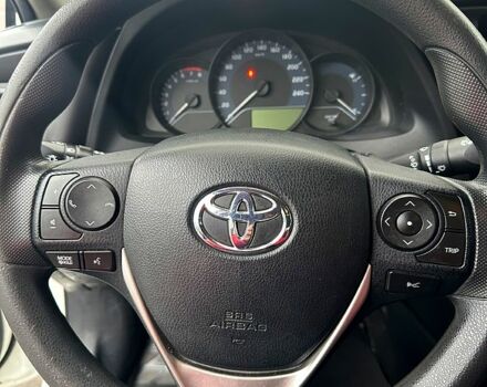 Білий Тойота Королла, об'ємом двигуна 1.6 л та пробігом 205 тис. км за 13700 $, фото 9 на Automoto.ua