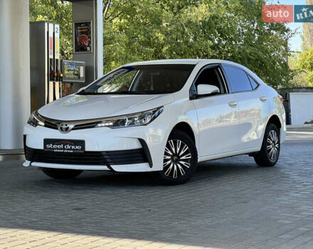 Белый Тойота Королла, объемом двигателя 1.6 л и пробегом 176 тыс. км за 13999 $, фото 1 на Automoto.ua