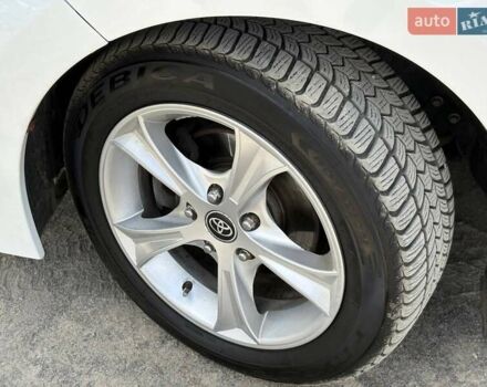 Белый Тойота Королла, объемом двигателя 1.6 л и пробегом 155 тыс. км за 13500 $, фото 1 на Automoto.ua