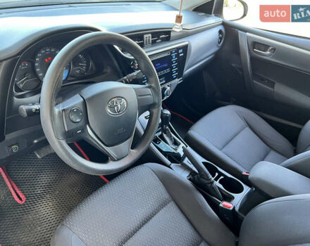 Белый Тойота Королла, объемом двигателя 1.6 л и пробегом 176 тыс. км за 13999 $, фото 6 на Automoto.ua