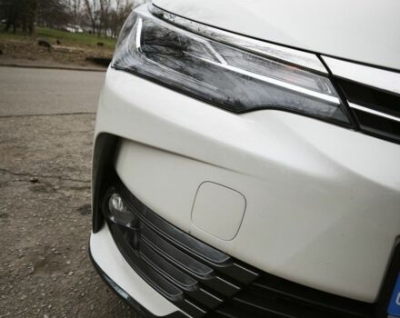 Белый Тойота Королла, объемом двигателя 1.6 л и пробегом 29 тыс. км за 17100 $, фото 3 на Automoto.ua