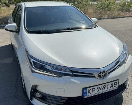 Білий Тойота Королла, об'ємом двигуна 1.6 л та пробігом 23 тис. км за 17499 $, фото 1 на Automoto.ua