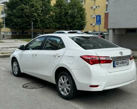 Белый Тойота Королла, объемом двигателя 1.6 л и пробегом 123 тыс. км за 14000 $, фото 3 на Automoto.ua