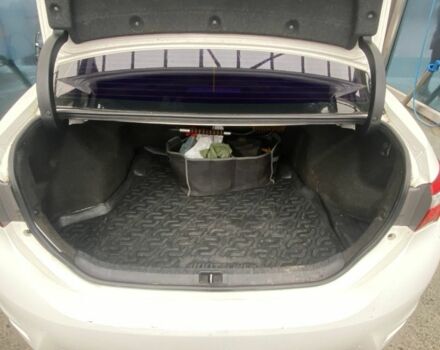 Белый Тойота Королла, объемом двигателя 1.3 л и пробегом 270 тыс. км за 9900 $, фото 4 на Automoto.ua