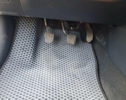 Белый Тойота Королла, объемом двигателя 1.3 л и пробегом 190 тыс. км за 12500 $, фото 14 на Automoto.ua