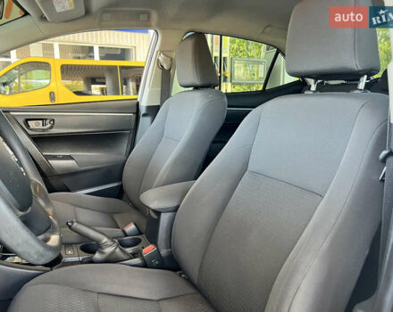 Белый Тойота Королла, объемом двигателя 1.6 л и пробегом 176 тыс. км за 13999 $, фото 17 на Automoto.ua