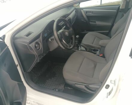 Белый Тойота Королла, объемом двигателя 1.3 л и пробегом 83 тыс. км за 10999 $, фото 9 на Automoto.ua