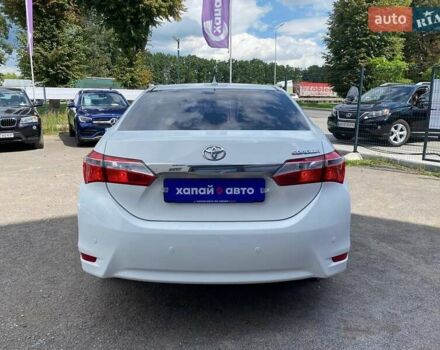 Білий Тойота Королла, об'ємом двигуна 1.6 л та пробігом 155 тис. км за 13250 $, фото 5 на Automoto.ua