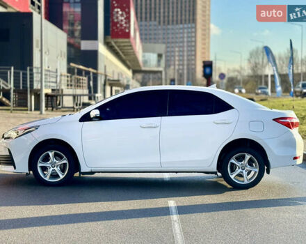Белый Тойота Королла, объемом двигателя 1.6 л и пробегом 155 тыс. км за 12900 $, фото 7 на Automoto.ua