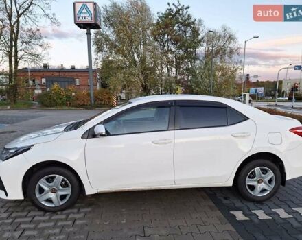 Белый Тойота Королла, объемом двигателя 1.6 л и пробегом 147 тыс. км за 12700 $, фото 6 на Automoto.ua