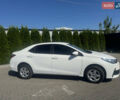 Білий Тойота Королла, об'ємом двигуна 1.33 л та пробігом 53 тис. км за 16000 $, фото 2 на Automoto.ua