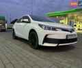 Тойота Королла 2017 у Дніпро (Дніпропетровську) на Automoto.ua Білий Тойота Королла, об'ємом двигуна 1.6 л та пробігом 143 тис. км за 11700 $, фото 1 на Automoto.ua