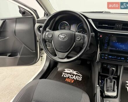 Белый Тойота Королла, объемом двигателя 1.6 л и пробегом 45 тыс. км за 15700 $, фото 36 на Automoto.ua
