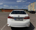 Белый Тойота Королла, объемом двигателя 1.3 л и пробегом 330 тыс. км за 7999 $, фото 3 на Automoto.ua