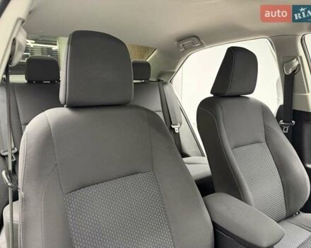 Белый Тойота Королла, объемом двигателя 1.6 л и пробегом 45 тыс. км за 15700 $, фото 35 на Automoto.ua