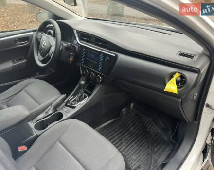 Белый Тойота Королла, объемом двигателя 1.6 л и пробегом 224 тыс. км за 11500 $, фото 6 на Automoto.ua
