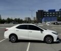 Білий Тойота Королла, об'ємом двигуна 1.6 л та пробігом 258 тис. км за 13500 $, фото 2 на Automoto.ua