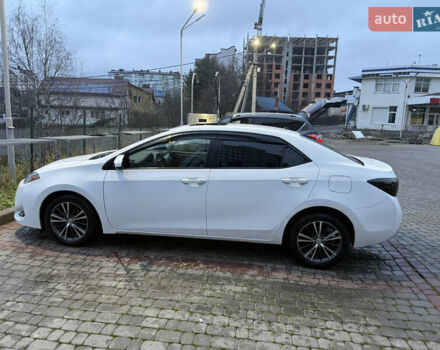 Белый Тойота Королла, объемом двигателя 1.8 л и пробегом 109 тыс. км за 13800 $, фото 2 на Automoto.ua