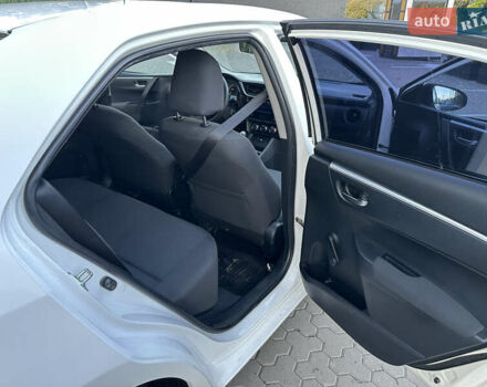 Белый Тойота Королла, объемом двигателя 1.6 л и пробегом 323 тыс. км за 10499 $, фото 27 на Automoto.ua