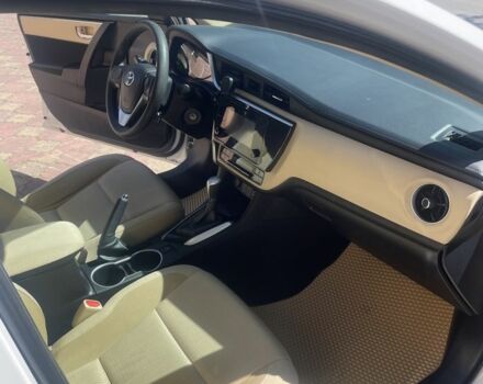 Белый Тойота Королла, объемом двигателя 1.8 л и пробегом 52 тыс. км за 12300 $, фото 4 на Automoto.ua