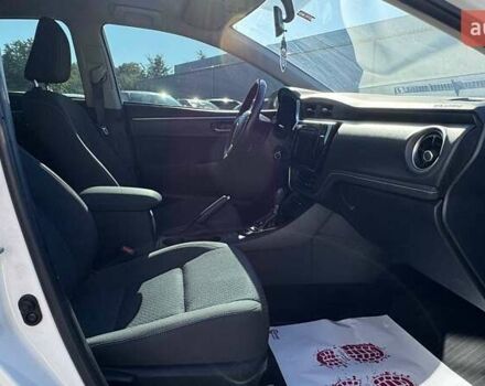 Белый Тойота Королла, объемом двигателя 1.6 л и пробегом 45 тыс. км за 13500 $, фото 17 на Automoto.ua