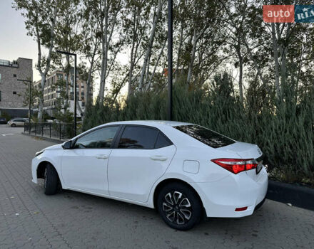 Белый Тойота Королла, объемом двигателя 1.6 л и пробегом 323 тыс. км за 10499 $, фото 7 на Automoto.ua