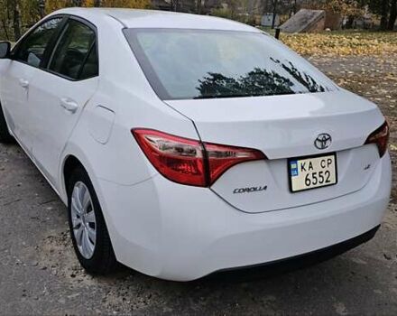 Белый Тойота Королла, объемом двигателя 1.8 л и пробегом 112 тыс. км за 12000 $, фото 4 на Automoto.ua