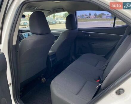 Белый Тойота Королла, объемом двигателя 1.6 л и пробегом 285 тыс. км за 10500 $, фото 25 на Automoto.ua