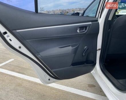 Белый Тойота Королла, объемом двигателя 1.6 л и пробегом 285 тыс. км за 10500 $, фото 26 на Automoto.ua