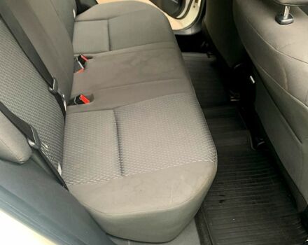 Белый Тойота Королла, объемом двигателя 1.6 л и пробегом 161 тыс. км за 9600 $, фото 8 на Automoto.ua