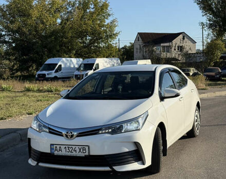 Белый Тойота Королла, объемом двигателя 1.6 л и пробегом 317 тыс. км за 11500 $, фото 10 на Automoto.ua