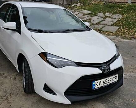 Белый Тойота Королла, объемом двигателя 1.8 л и пробегом 112 тыс. км за 12000 $, фото 6 на Automoto.ua
